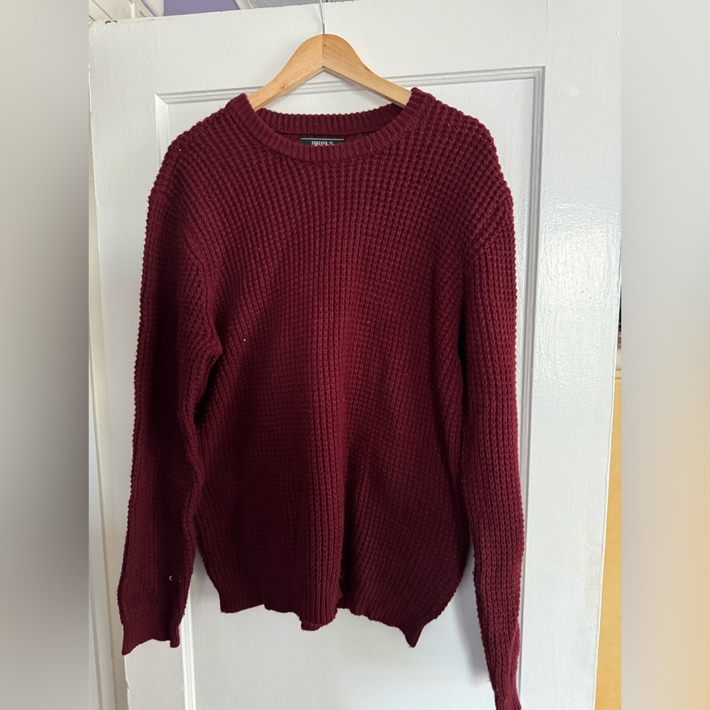 Gently Used Burgundy/ Red Knit Crewneck Sweater #knitwear
